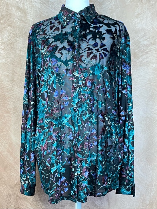 Emanuel Ungaro Tops - Emanuel Ungaro Week-End Burnout Floral Button-Up Blouse Shirt size 42/US Medium